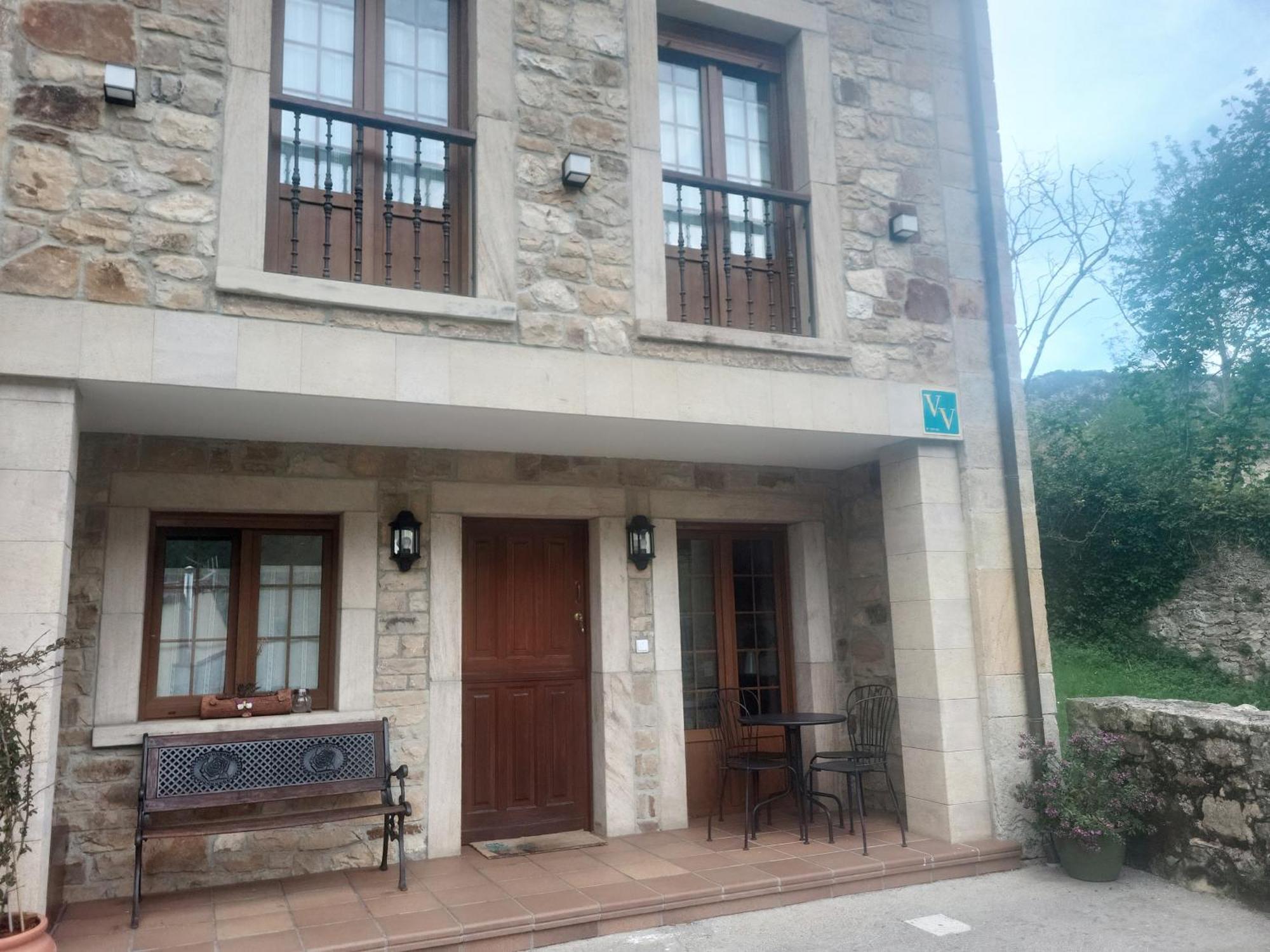 La Casa De La Vega Arenas De Cabrales Exterior foto